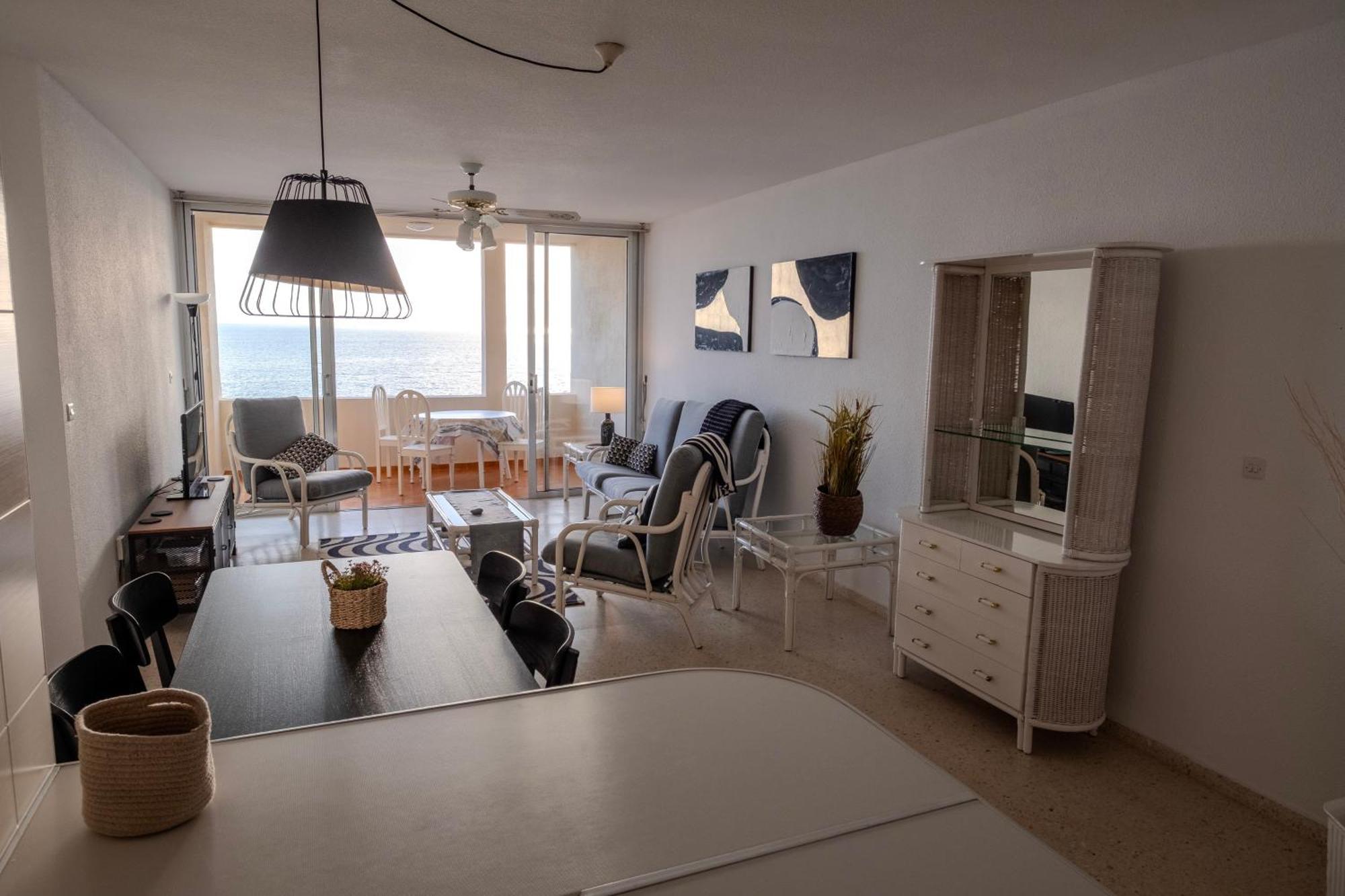 Tenerife Lizards - Apartment In The First Line Callao Salvaje Exterior photo